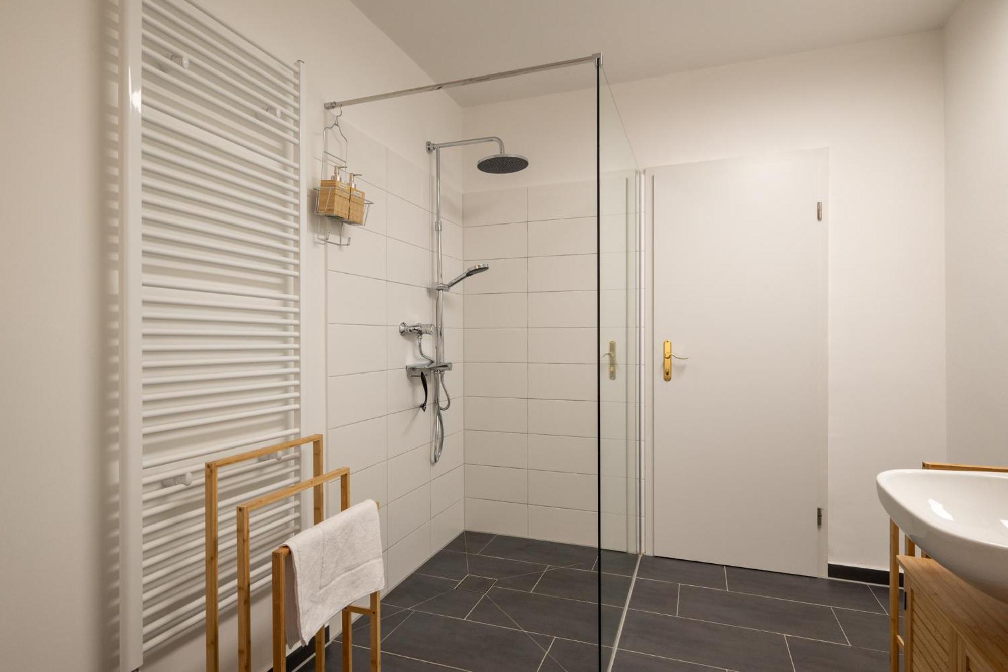 Mitte - 2 Parkplaetze - Koselig Apartment Leipzig